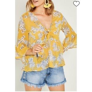 Hayden sheer tie front floral ruffle top women’s size S in yellow